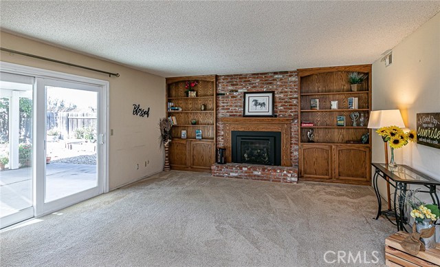 Detail Gallery Image 10 of 29 For 4329 Westminster, Santa Maria,  CA 93455 - 4 Beds | 2/1 Baths