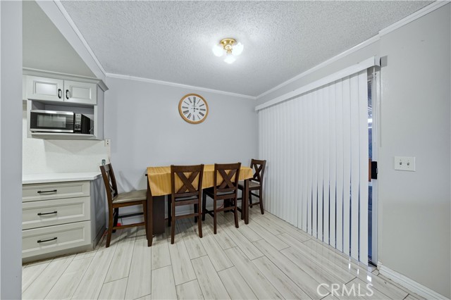 Detail Gallery Image 6 of 43 For 11522 Double Eagle Dr, Whittier,  CA 90604 - 3 Beds | 2/1 Baths