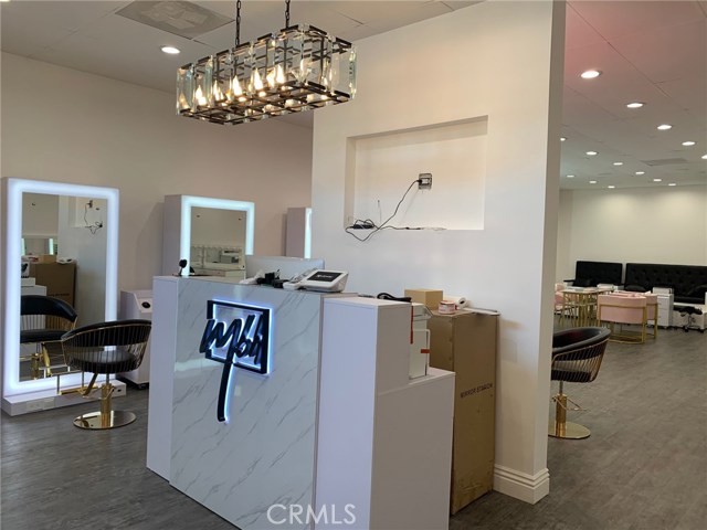 Photo of 10682 Balboa Boulevard, Granada Hills, CA 91344