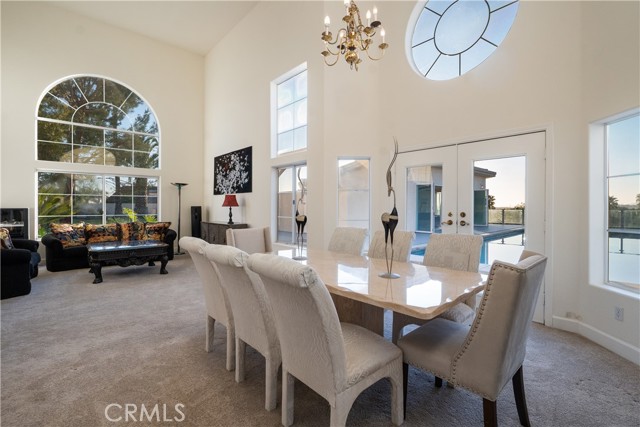 Detail Gallery Image 11 of 57 For 1902 Quiet Ranch Rd, Fallbrook,  CA 92028 - 5 Beds | 3/2 Baths