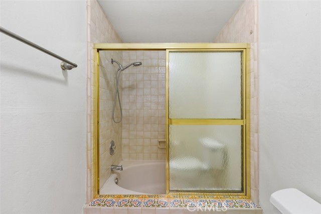 Detail Gallery Image 26 of 39 For 38285 Oaktree, Murrieta,  CA 92562 - 2 Beds | 2/1 Baths