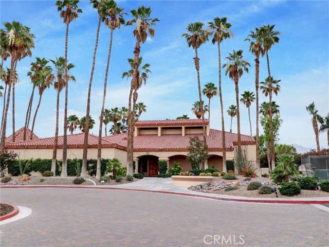 78209 Indigo Drive, La Quinta CA: https://media.crmls.org/medias/acf82adc-ddb9-4fc7-8716-ec73d8d568ca.jpg