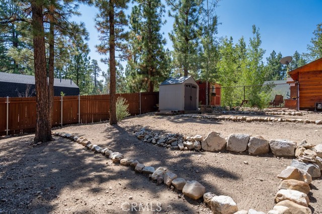 Detail Gallery Image 28 of 32 For 320 Hilltop Ln, Big Bear City,  CA 92314 - 2 Beds | 2 Baths