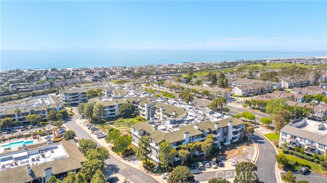 Detail Gallery Image 34 of 42 For 240 Nice #302,  Newport Beach,  CA 92663 - 2 Beds | 1/1 Baths