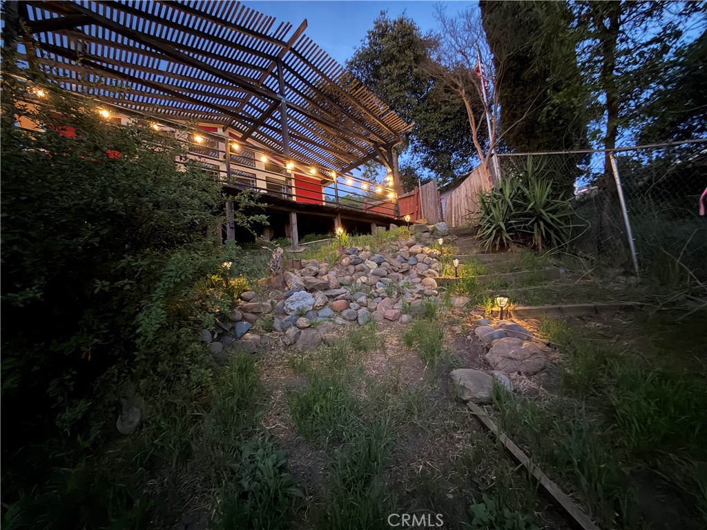 https://media.crmls.org/medias/acfabb8a-e93f-4ad4-a49a-7ffba1100cfc.jpg?preset=X-Large