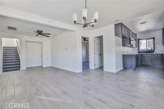 Detail Gallery Image 12 of 38 For 430 W 64th St, Los Angeles,  CA 90003 - 3 Beds | 3 Baths