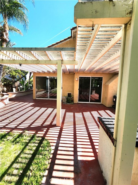 950 La Palma Circle, Corona CA: https://media.crmls.org/medias/acfae1b4-da0d-4422-a9dc-0793aa25cffb.jpg
