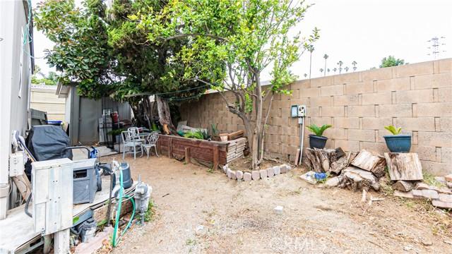 4041 Pedley Road, Jurupa Valley CA: https://media.crmls.org/medias/acfb2dc6-78ed-47f4-bf80-0b61bcefd7f6.jpg