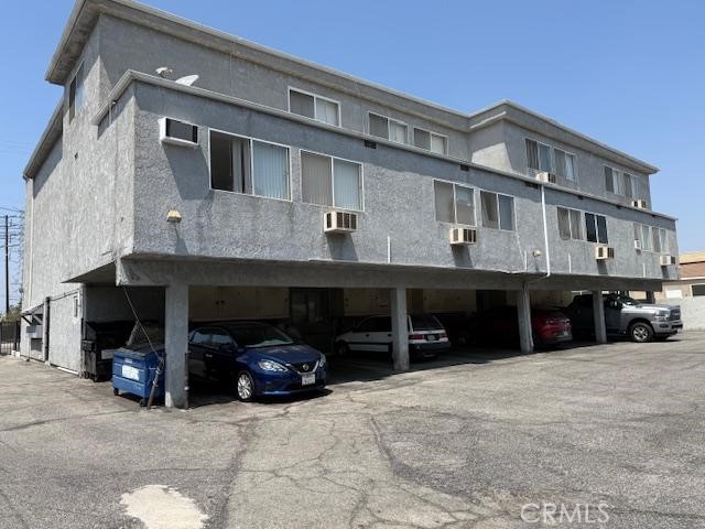 6242 Vineland Avenue, North Hollywood CA: https://media.crmls.org/medias/acfd118b-e787-4442-87a7-b9c0d416893a.jpg