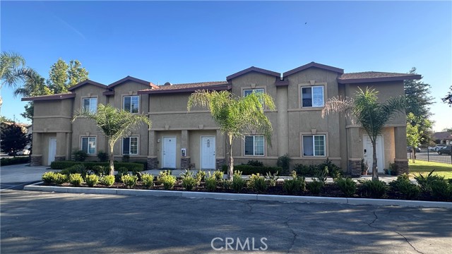 600 Hosking Avenue, Bakersfield CA: https://media.crmls.org/medias/acfd8dd4-fbc5-4ce1-9a7a-f0aad83c073d.jpg