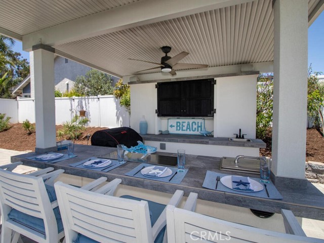 Detail Gallery Image 40 of 62 For 1914 Radford St, Oceanside,  CA 92056 - 4 Beds | 2/1 Baths