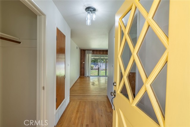 Detail Gallery Image 5 of 29 For 3242 Laura Ave, Merced,  CA 95340 - 3 Beds | 1/1 Baths