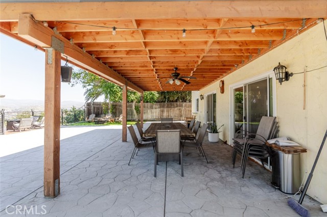 Detail Gallery Image 43 of 51 For 19707 Green Mountain Dr, Newhall,  CA 91321 - 4 Beds | 3 Baths