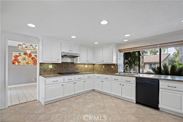 Detail Gallery Image 24 of 48 For 20905 Running Branch Rd, Diamond Bar,  CA 91765 - 6 Beds | 4 Baths