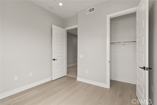 Detail Gallery Image 20 of 26 For 204 Stage, Irvine,  CA 92618 - 6 Beds | 5 Baths