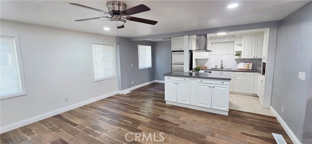 799 Fern Drive, Crestline CA: https://media.crmls.org/medias/ad014fc2-5cd7-4325-bf76-448e8bbb08c5.jpg