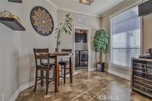 Detail Gallery Image 12 of 39 For 3595 Santa Fe Avenue, #302, Long Beach,  CA 90810 - 3 Beds | 2 Baths