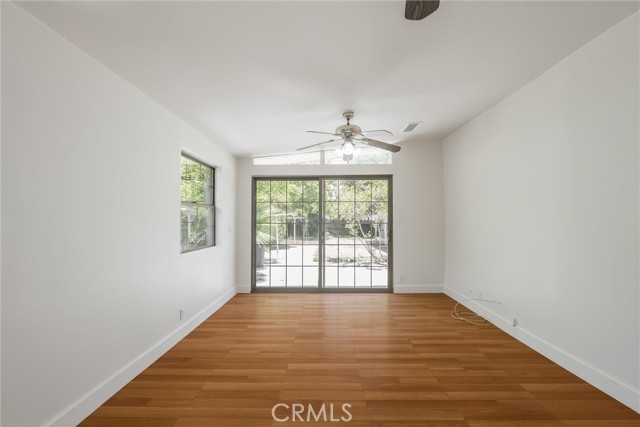 164 S Berkeley Avenue, Pasadena CA: https://media.crmls.org/medias/ad01a3f5-3444-4157-b4a1-b85377873a74.jpg