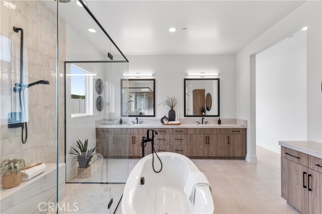 Detail Gallery Image 28 of 73 For 32195 Daybrook Ter, Temecula,  CA 92591 - 4 Beds | 4/1 Baths