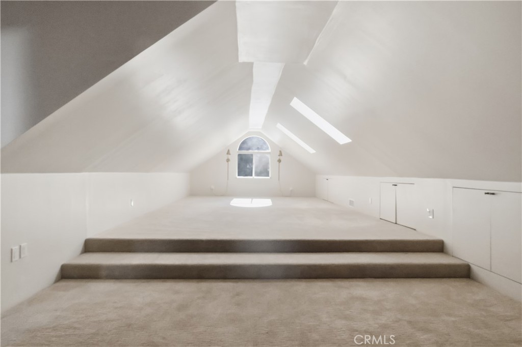 https://media.crmls.org/medias/ad02f651-ccfe-4bd1-b320-5fa3cc76917a.jpg?preset=X-Large