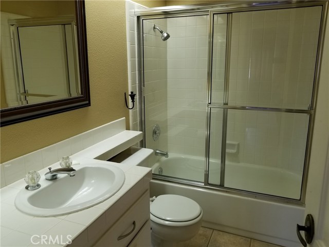 Detail Gallery Image 22 of 31 For 2352 Paseo Circulo, Tustin,  CA 92782 - 2 Beds | 2 Baths