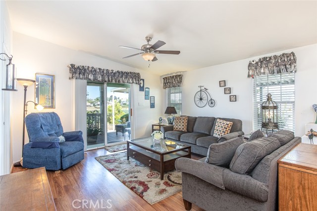 Detail Gallery Image 10 of 39 For 38247 via La Colina, Murrieta,  CA 92563 - 4 Beds | 2 Baths