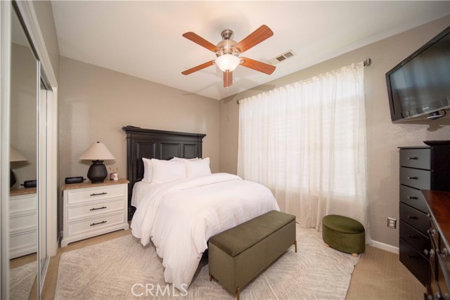 6028 W Evergreen Avenue, Visalia CA: https://media.crmls.org/medias/ad03f827-fdbf-482f-a6be-75cb5c52eb6a.jpg
