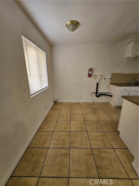 Detail Gallery Image 8 of 17 For 188 E 11th St, San Bernardino,  CA 92410 - 1 Beds | 1 Baths