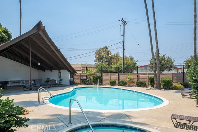 1800 E Heim Avenue, Orange CA: https://media.crmls.org/medias/ad04965f-e077-46e1-bd89-dff61f0016da.jpg