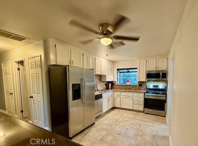 Detail Gallery Image 15 of 18 For 14742 San Jose St, –,  CA 91345 - 3 Beds | 2 Baths