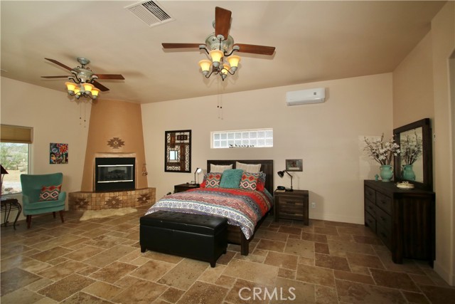 7125 Sunny Vista Road, Joshua Tree CA: https://media.crmls.org/medias/ad05accd-31eb-406f-8bbd-91416eb7e17f.jpg