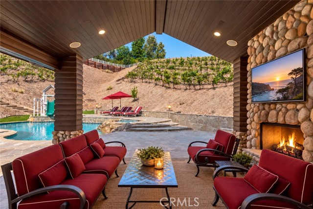 24305 Bridle Trail photo 21
