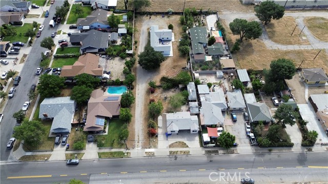 8005 Oleander, Fontana CA: https://media.crmls.org/medias/ad067c24-31db-4b79-8a69-10e048b08d77.jpg