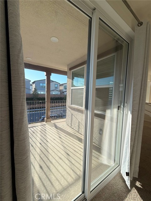 Detail Gallery Image 6 of 31 For 4068 Summer Way, Corona,  CA 92883 - 3 Beds | 2 Baths