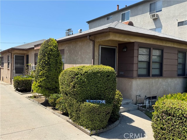 5081 Glen Iris Avenue, Los Angeles CA: https://media.crmls.org/medias/ad073d96-fbba-4581-815a-972236f76b9d.jpg