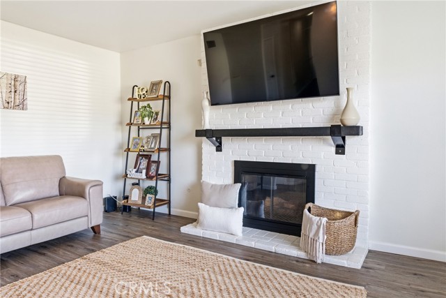 Detail Gallery Image 9 of 25 For 251 E Scott, Rialto,  CA 92376 - 3 Beds | 2 Baths