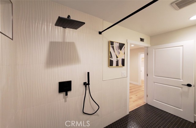 1427 N Cannon Street, Orange CA: https://media.crmls.org/medias/ad091e55-4aed-42b2-ac46-afe769ba6eeb.jpg