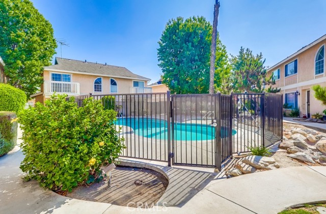 Detail Gallery Image 27 of 31 For 12235 Pine St #5,  Norwalk,  CA 90650 - 2 Beds | 2/1 Baths