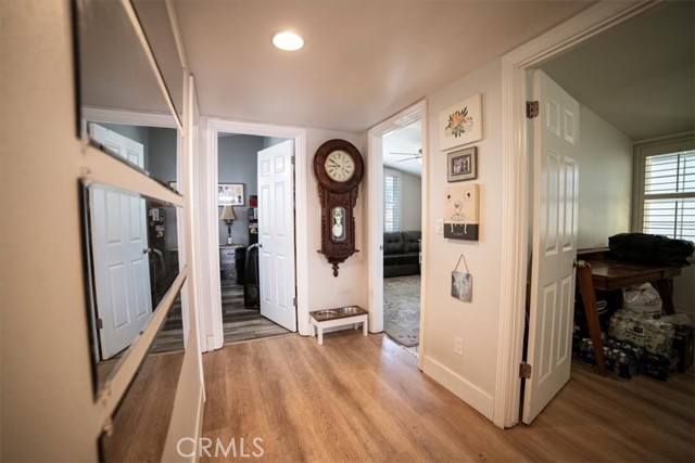 Detail Gallery Image 16 of 28 For 1913 W Beacon Ave, Anaheim,  CA 92804 - 5 Beds | 3 Baths