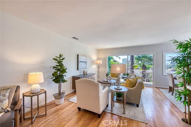 107 West Mountain Street, H photo 6