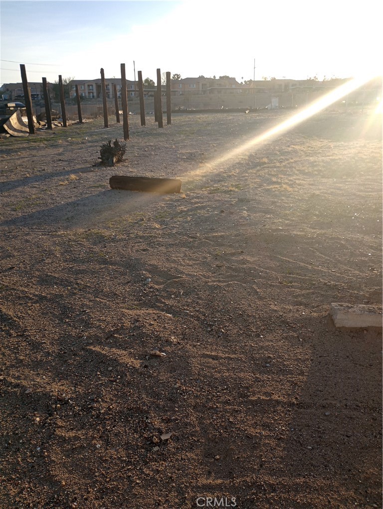 https://media.crmls.org/medias/ad0d41e7-2d15-4ff9-b568-cb0ba18c1ce0.jpg?preset=X-Large