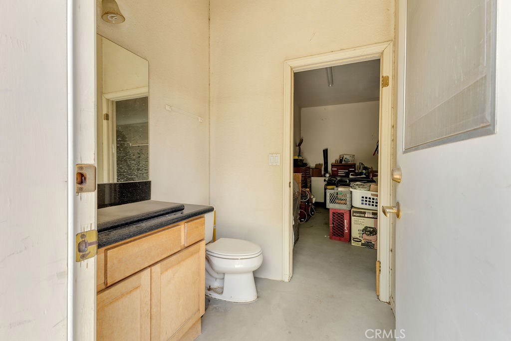 https://media.crmls.org/medias/ad0defef-d0cf-4842-bbed-cb2b1cf293fb.jpg?preset=X-Large