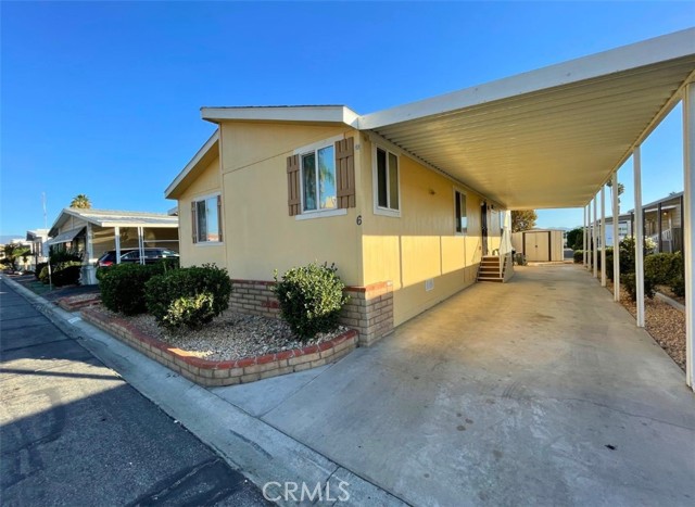 Detail Gallery Image 2 of 18 For 2205 W Acacia Ave #6,  Hemet,  CA 92545 - 3 Beds | 2 Baths