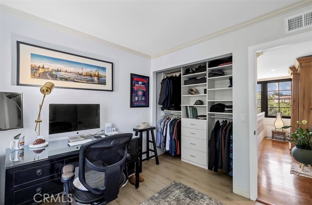Detail Gallery Image 32 of 56 For 4200 Abbington Ct, Westlake Village,  CA 91361 - 5 Beds | 3 Baths