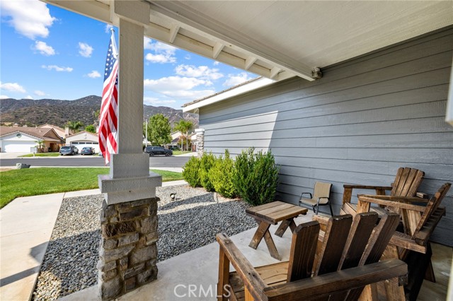 Detail Gallery Image 12 of 60 For 20152 Mapleleaf Ct, Wildomar,  CA 92595 - 3 Beds | 2 Baths