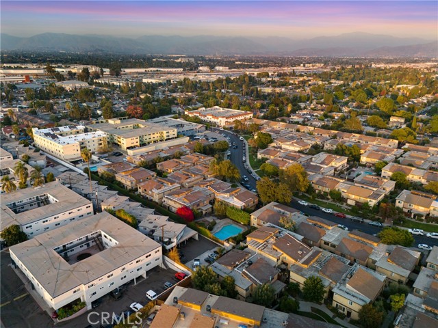 Detail Gallery Image 8 of 27 For 7321 Lennox Ave #I7,  Van Nuys,  CA 91405 - 2 Beds | 2 Baths