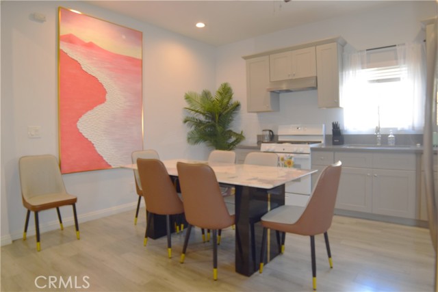 2746 W 14th Street, Los Angeles CA: https://media.crmls.org/medias/ad118178-cfa1-4236-a820-0412e9edcbfd.jpg