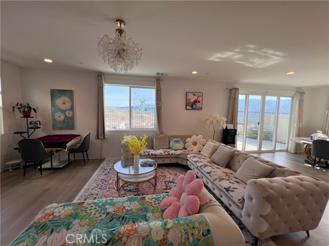 Detail Gallery Image 3 of 41 For 23816 Phoebe Dr, Corona,  CA 92883 - 5 Beds | 3 Baths