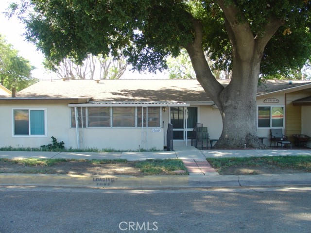 Detail Gallery Image 1 of 1 For 19109 Avenue of the Oaks, Newhall,  CA 91321 - 2 Beds | 1/1 Baths