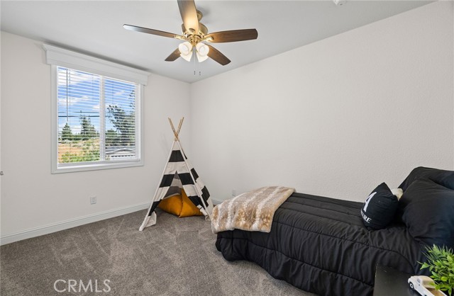 13872 S Park Drive, Magalia CA: https://media.crmls.org/medias/ad11e620-cd49-4883-9436-b4888a09a14c.jpg